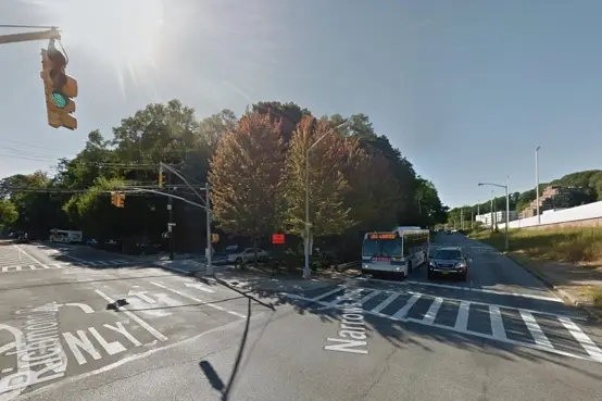 Richmond Road and Narrows Road South, near where the crash took place